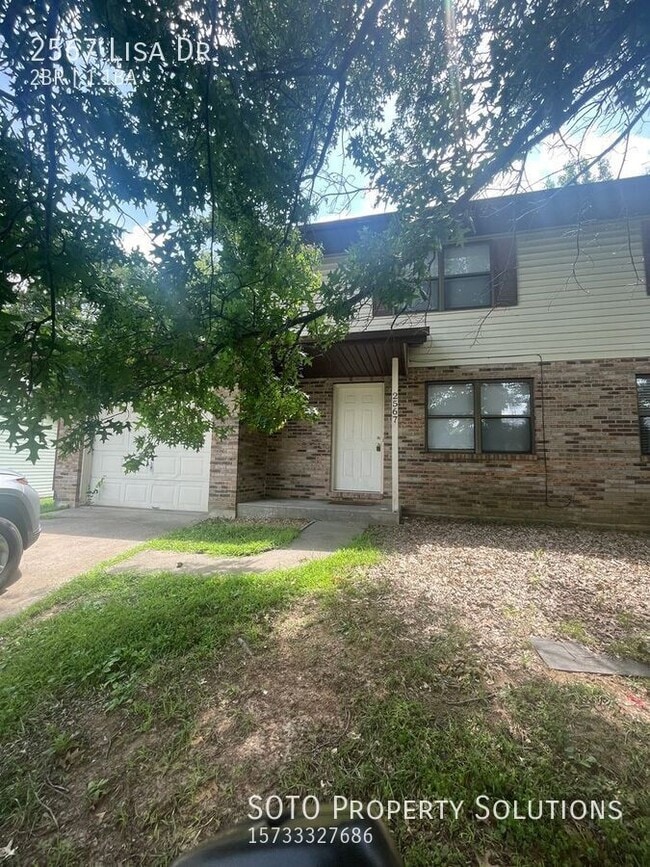 property at 2567 Lisa Dr