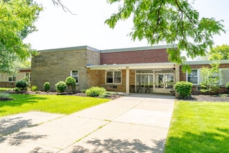 Bishop Gibbons Apartments in North Tonawanda, NY - Building Photo - Building Photo