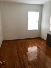 352 Liberty Ave in Staten Island, NY - Building Photo - Building Photo