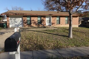 2409 Glen Springs Way in Austin, TX - Building Photo