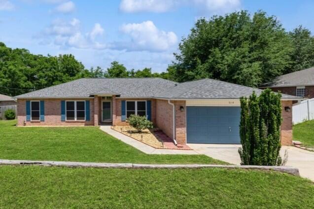 316 Egan Dr in Crestview, FL - Building Photo