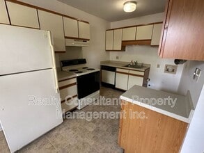 3830 Country Club Rd in Winston-Salem, NC - Building Photo - Building Photo