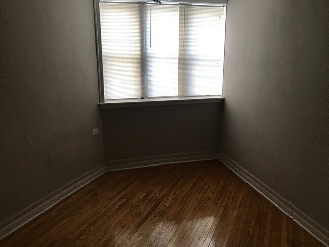 4267 W Addison St in Chicago, IL - Building Photo - Building Photo