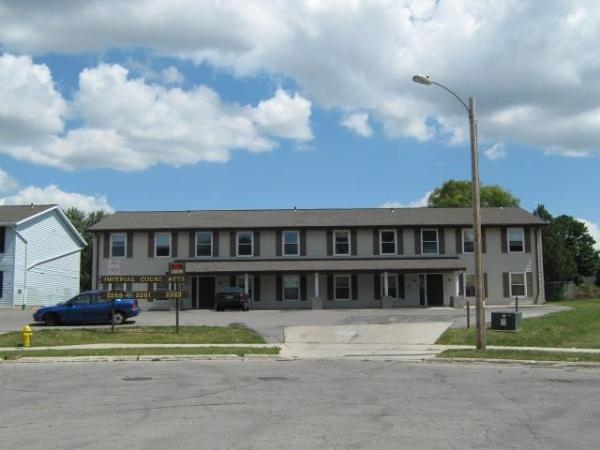 Imperial Lane Estates in Green Bay, WI - Foto de edificio