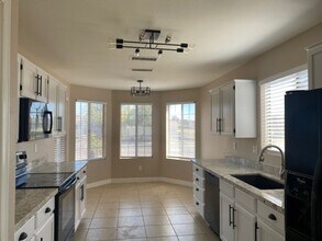 444 N 64th St in Mesa, AZ - Building Photo - Building Photo