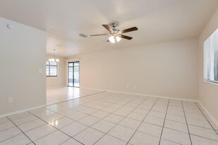 418 Tuloma Ave SW in Palm Bay, FL - Building Photo - Building Photo