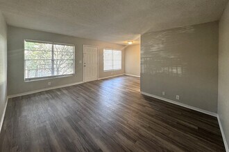 Park Apartments in Daytona Beach, FL - Foto de edificio - Building Photo