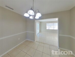 6320 Moog Rd in Holiday, FL - Building Photo - Building Photo