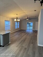 5558 Oak Crossing Dr in Jacksonville, FL - Building Photo - Building Photo