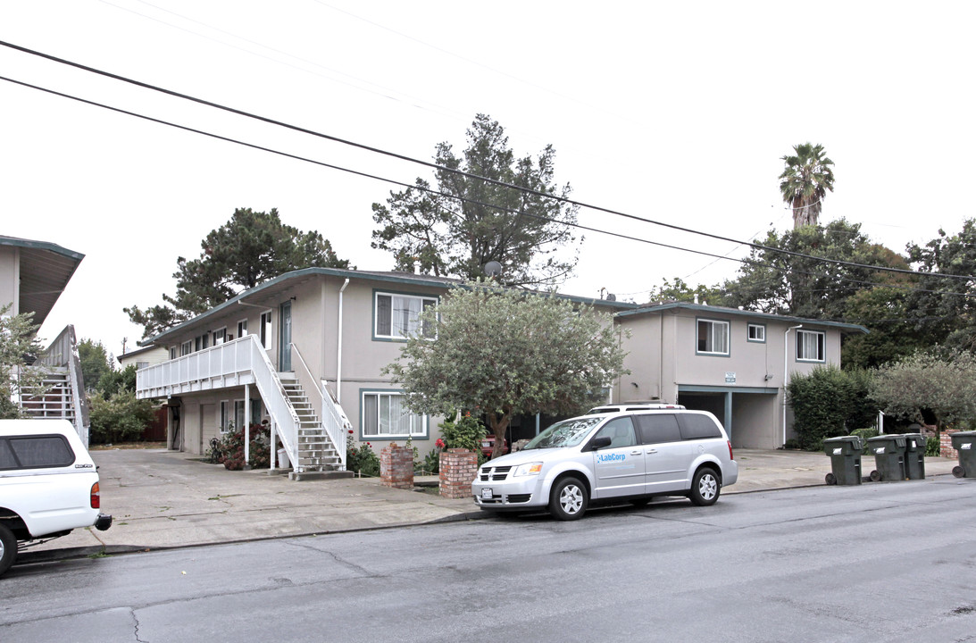 138-140 Berkshire Ave in Redwood City, CA - Building Photo