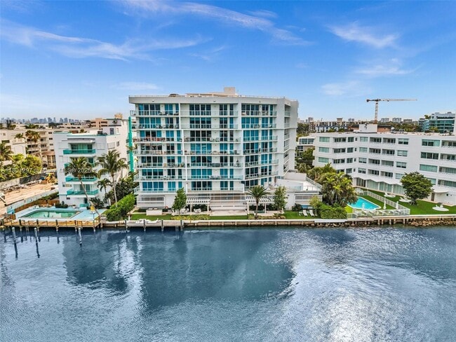 property at 9821 E Bay Harbor Dr