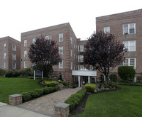 Smith St. Gardens in Freeport, NY - Foto de edificio - Building Photo