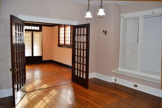 2217 Belmont Blvd in Nashville, TN - Foto de edificio - Building Photo