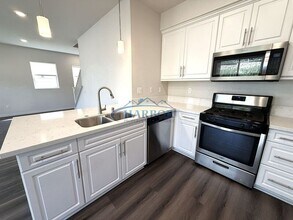 11812 Vienna Ln in Los Angeles, CA - Building Photo - Building Photo