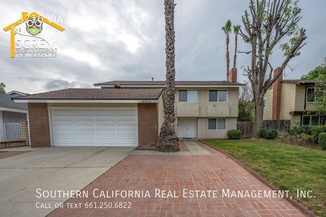 23716 Vía Avant in Santa Clarita, CA - Building Photo - Building Photo