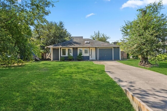 property at 959 Gardenia Dr