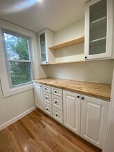15 Foster St in Manchester, CT - Building Photo - Building Photo
