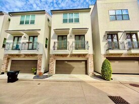 1254 N Post Oak Rd in Houston, TX - Building Photo