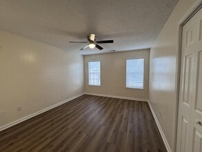 242 Katelyn Cir in Warner Robins, GA - Building Photo - Building Photo