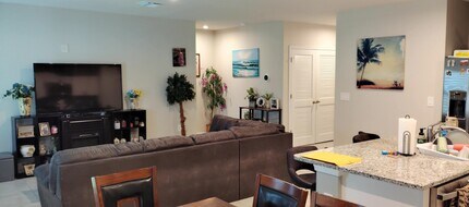 201 Raspberry Rd in Fort Pierce, FL - Building Photo - Building Photo