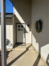 3308 Honeywood St in Eugene, OR - Building Photo - Building Photo