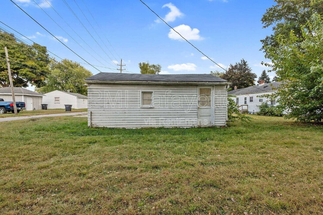 2022 Charles St in Lafayette, IN - Building Photo