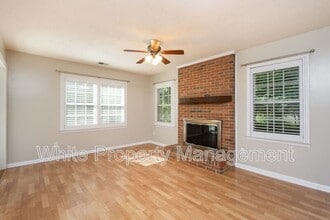 3209 Silver Pond Ct in Charlotte, NC - Building Photo - Building Photo