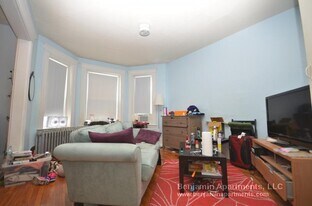 1334 Commonwealth Ave, Unit 16 in Boston, MA - Building Photo
