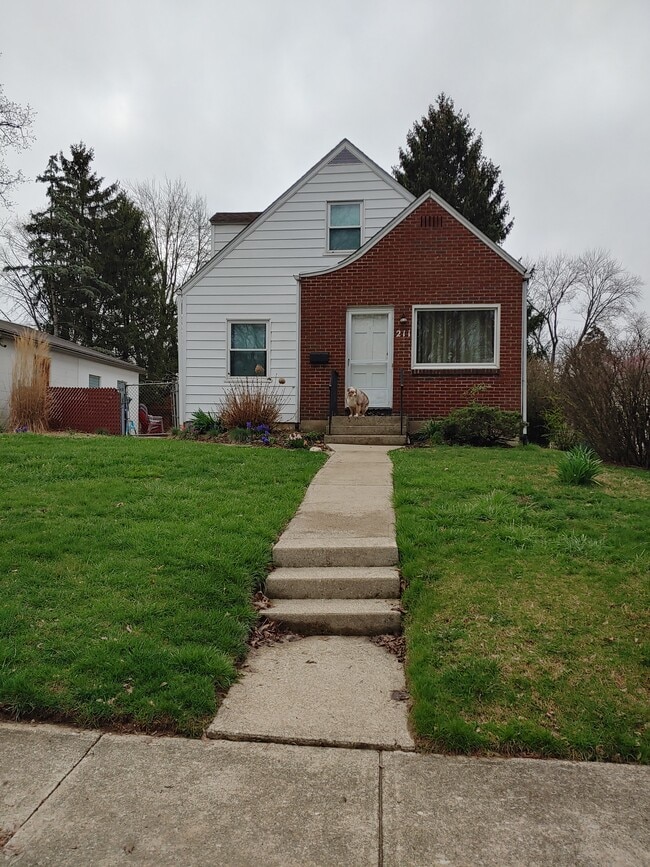 property at 211 Chase Rd