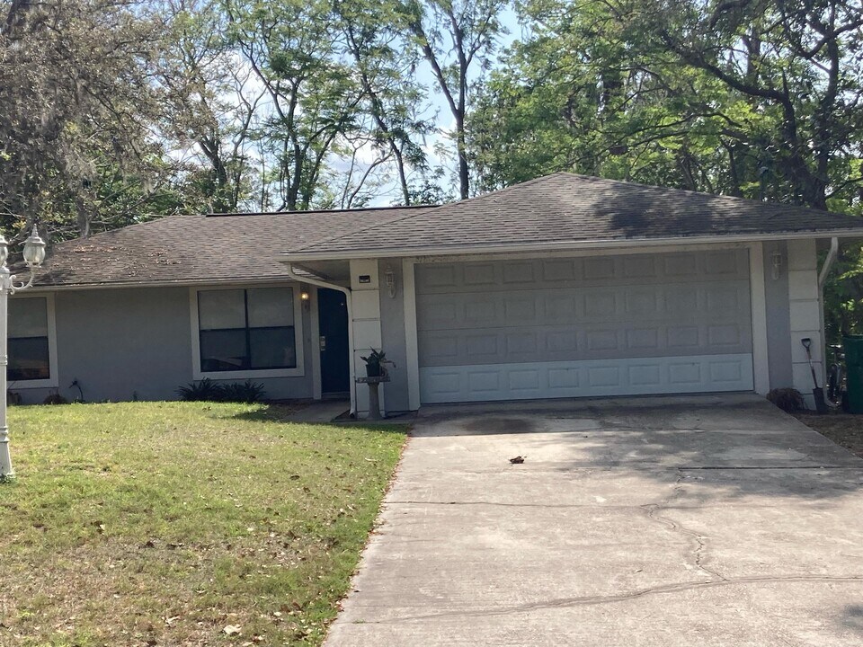 115 Floridana Rd in Debary, FL - Building Photo