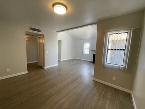 934 N Benton Ave in Tucson, AZ - Building Photo - Building Photo