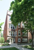 1210 E Hyde Park Blvd Apartments