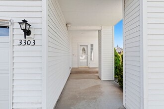 3303 Meadow Glen Ln in Cheney, WA - Building Photo - Building Photo