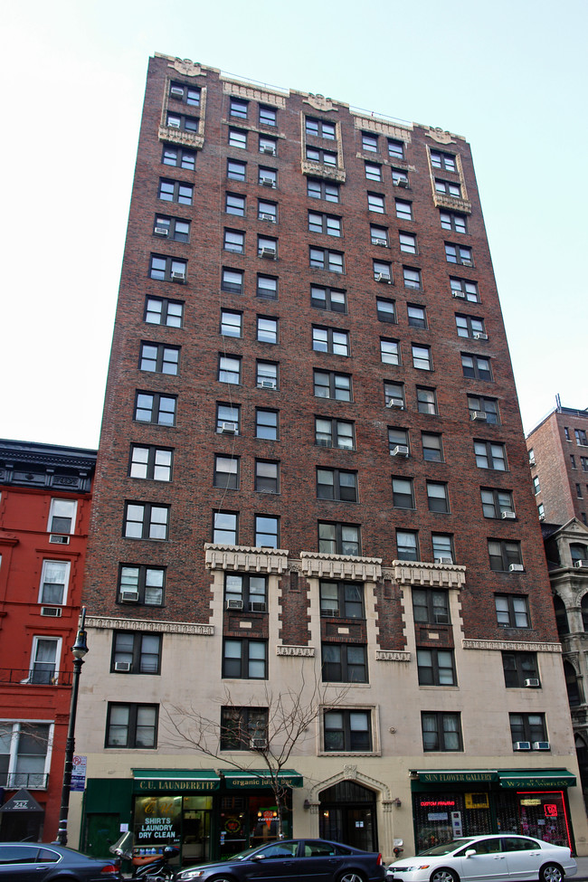 244 West 72nd Street in New York, NY - Building Photo - Building Photo