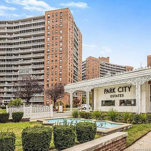 property at 61-55 98th St