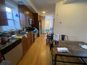 64 Louis Prang St, Unit 1 in Boston, MA - Building Photo - Building Photo