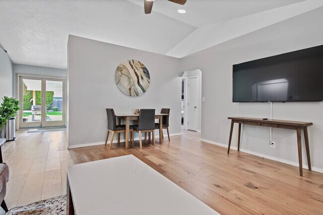 property at 925 N Stonehenge Way