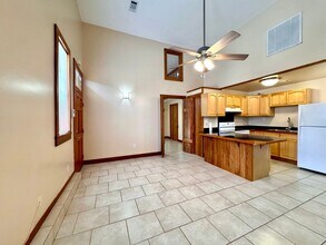 2200 Valence St in New Orleans, LA - Building Photo - Building Photo