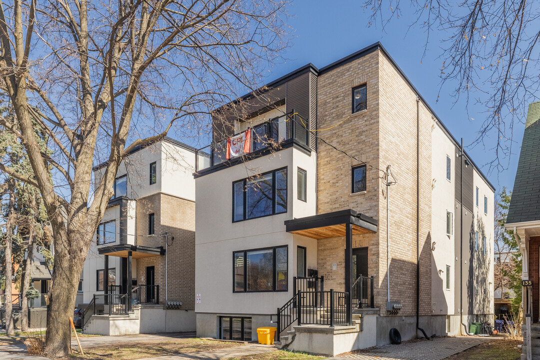 119 Sweetland Av in Ottawa, ON - Building Photo
