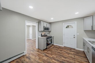 11 Haab Ave in Babylon, NY - Building Photo - Building Photo