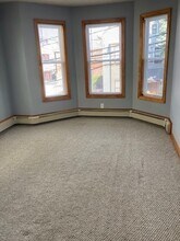 28 Lake St in Somerville, MA - Building Photo - Building Photo