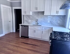 34 Springdale St in Malden, MA - Building Photo - Building Photo