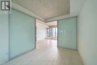 20-920 Minowan Miikan Ln in Toronto, ON - Building Photo - Building Photo