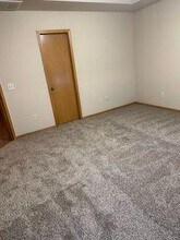 716 Eastridge Dr in Yukon, OK - Building Photo - Building Photo