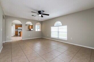 24828 Ravello St in Land O Lakes, FL - Building Photo - Building Photo