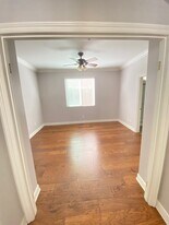 42780 Portraits Ln, Unit CASITA/MINI STUDIO