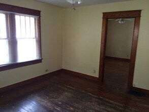 213 S Clark St in Bloomington, IN - Building Photo - Building Photo