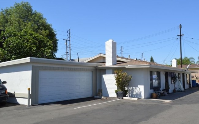 621 S Cypress St in La Habra, CA - Building Photo - Building Photo