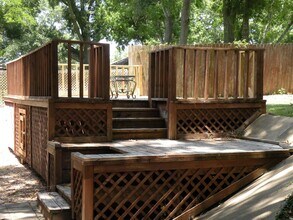 822 Tangle Oaks Dr in Bellville, TX - Building Photo - Building Photo