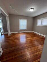 1019 S 17th St in Lincoln, NE - Building Photo - Building Photo